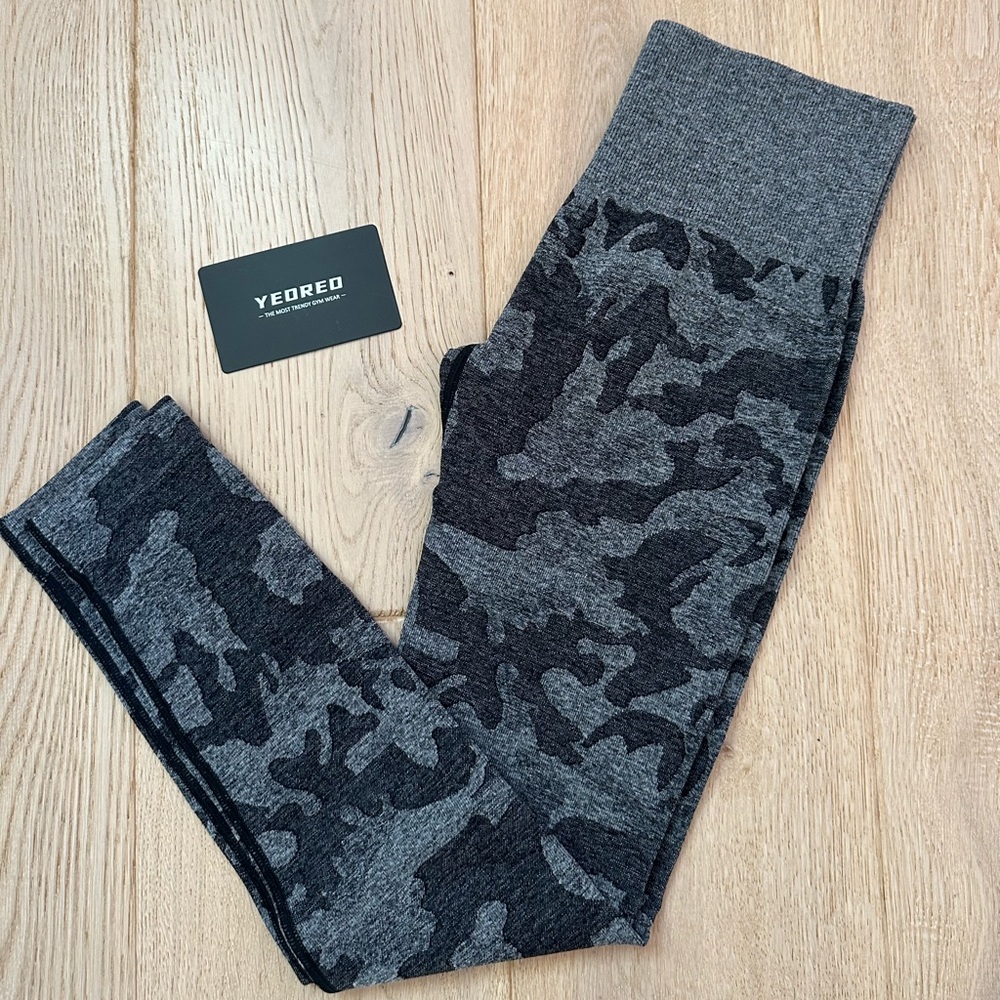 Seamless leggings